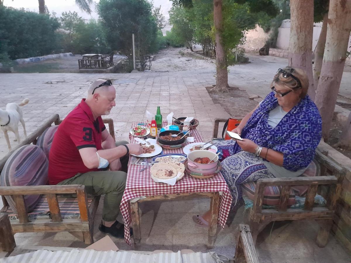 Pharaohs Hotel Луксор Екстериор снимка