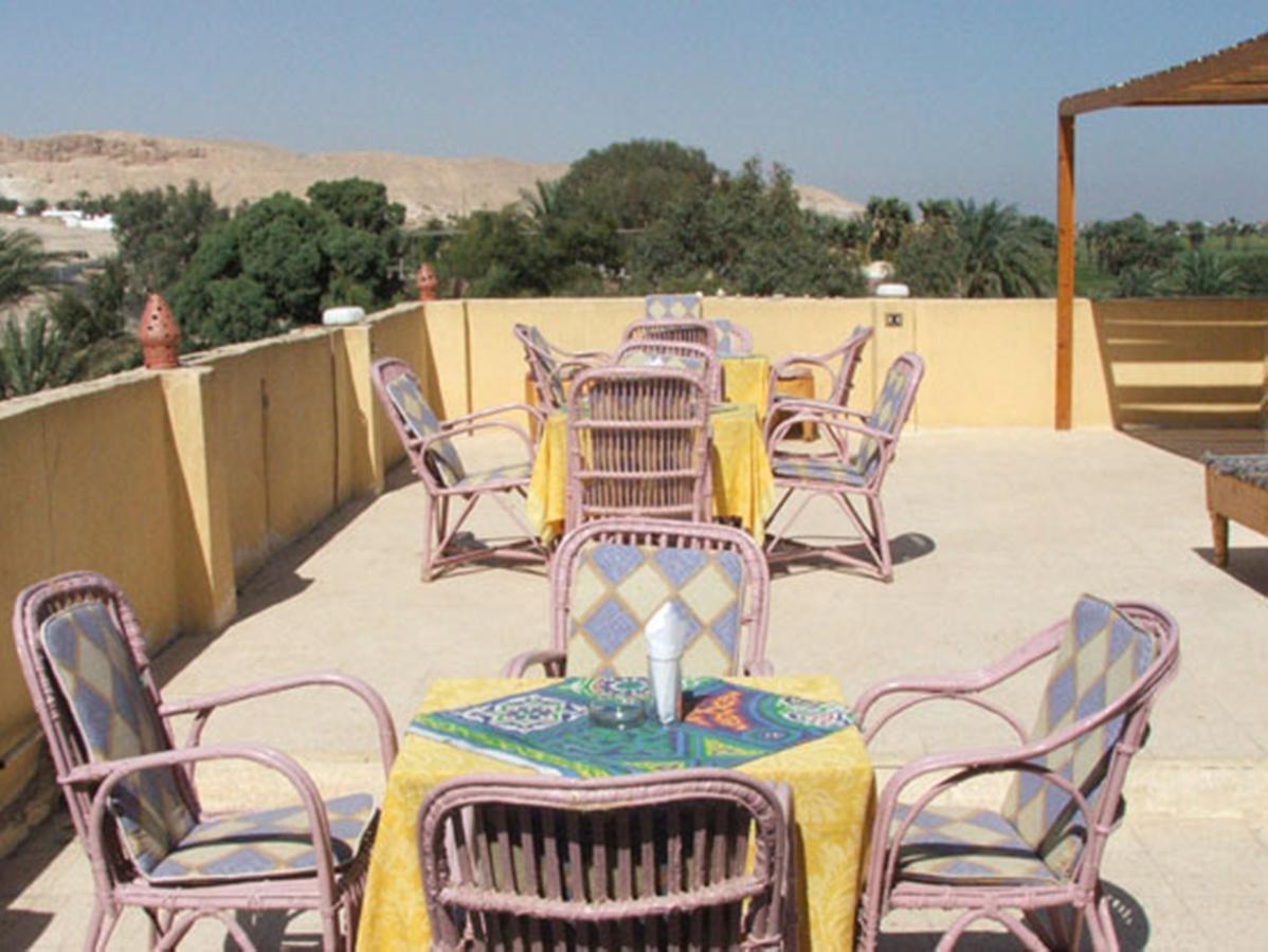 Pharaohs Hotel Луксор Екстериор снимка