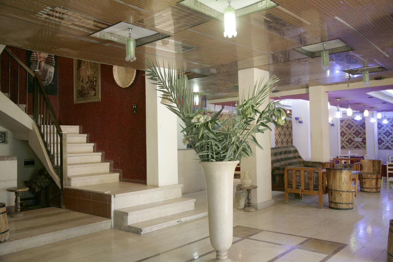 Pharaohs Hotel Луксор Екстериор снимка