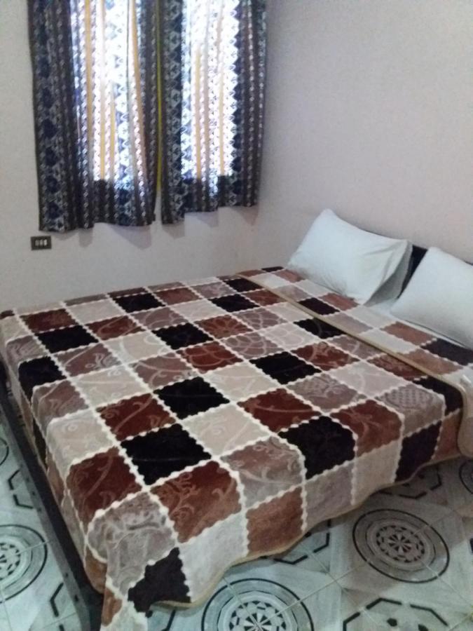 Pharaohs Hotel Луксор Екстериор снимка